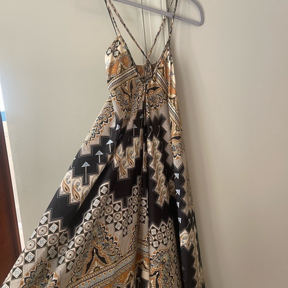 Misa dress size small. Worn twice.Good condition. No stains - Picture 2 of 2